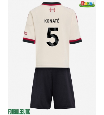 Liverpool Ibrahima Konate #5 Bortaställ Barn 2025-26 Kortärmad (+ Korta byxor)